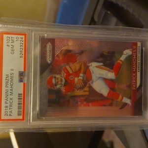 PATRICK MAHOMES II 2018 PANINI PRIZM PSA 10